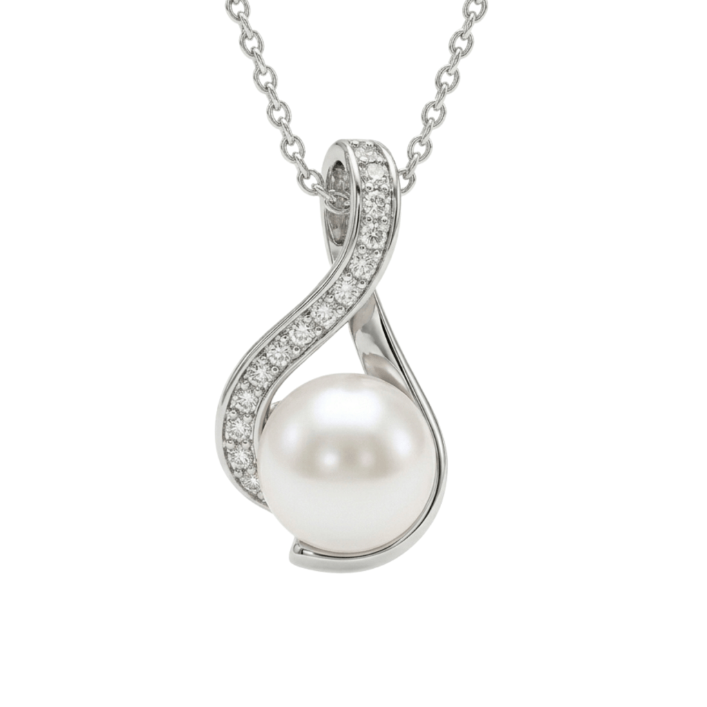 Clef Necklace Silver