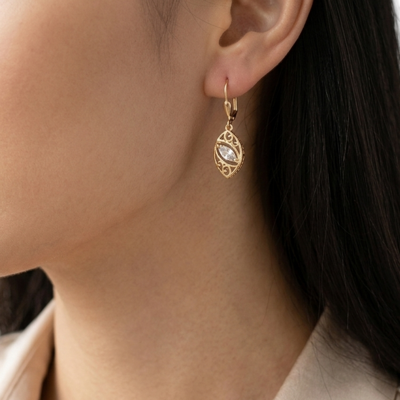 Ambra Earring Gold - Image 2