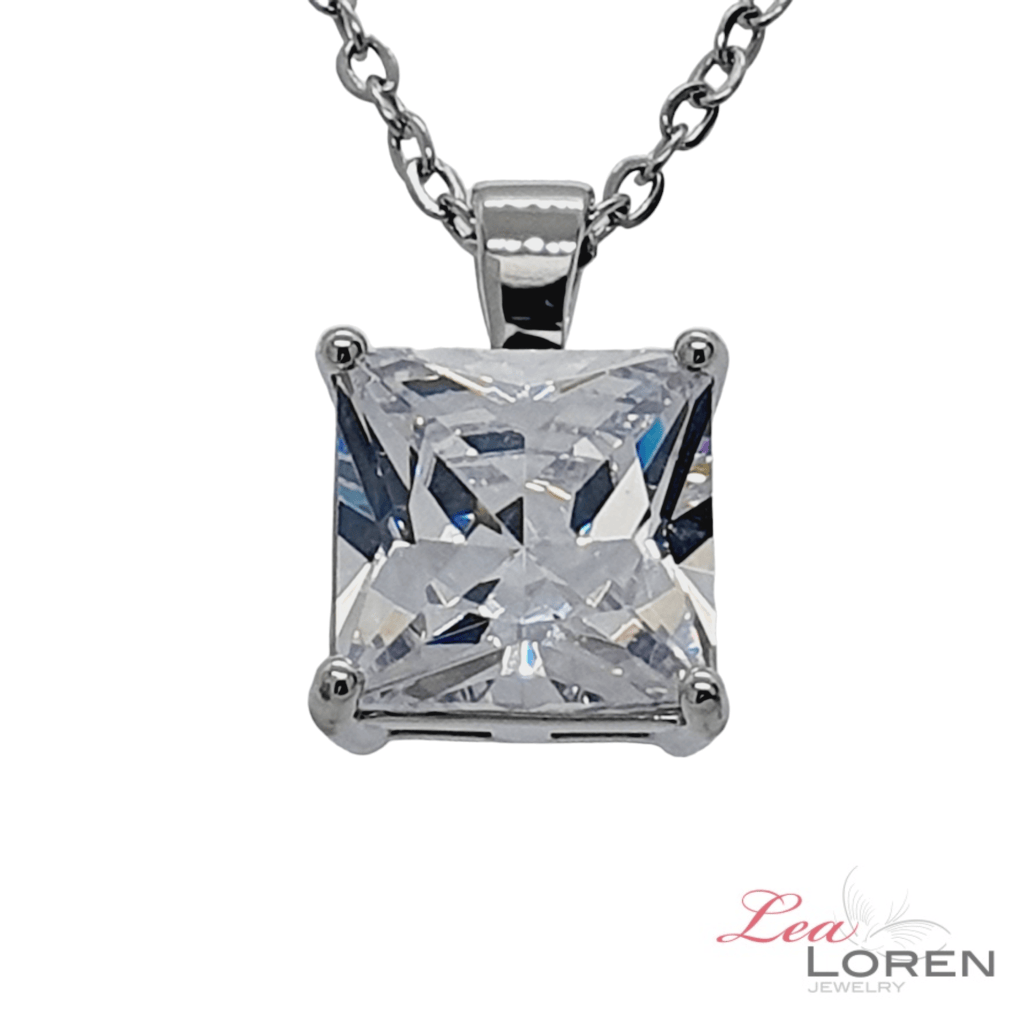 Isis Necklace Silver